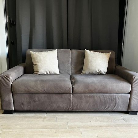 Apartment Roma Relax 2 Con Wifi-Ac-Netflix ภายนอก รูปภาพ