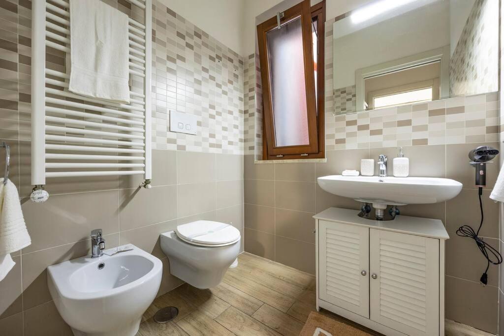 Apartment Roma Relax 2 Con Wifi-Ac-Netflix ภายนอก รูปภาพ